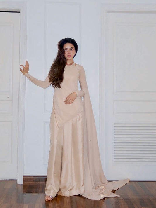 Khaki-e-Noor